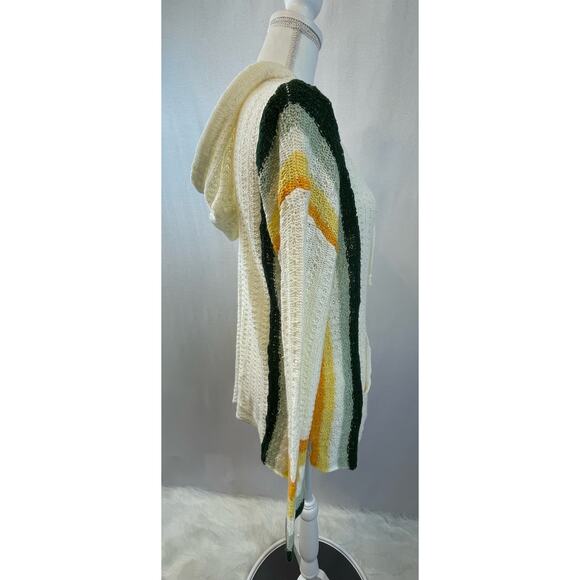 Hem & Thread Sweater - Size Large - Picture 2 of 5